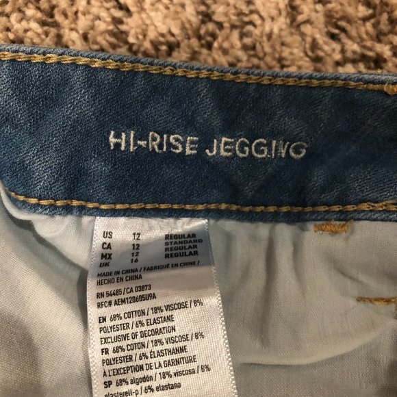 American Eagle light wash hi-rise jeggings - Picture 4 of 5